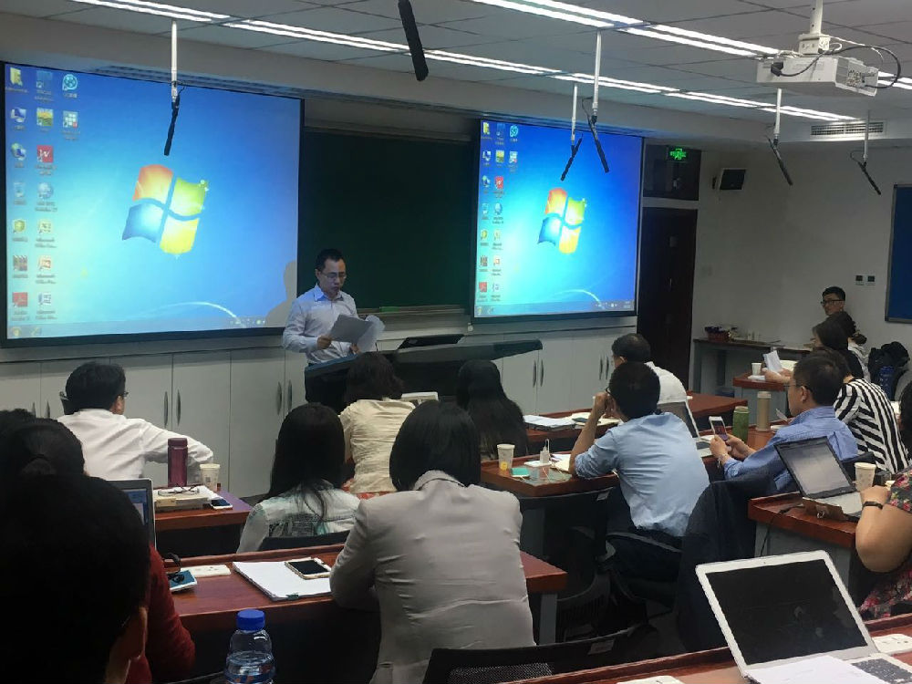 含羞草
召开习近平总书记在含羞草
讲话精神学习会议